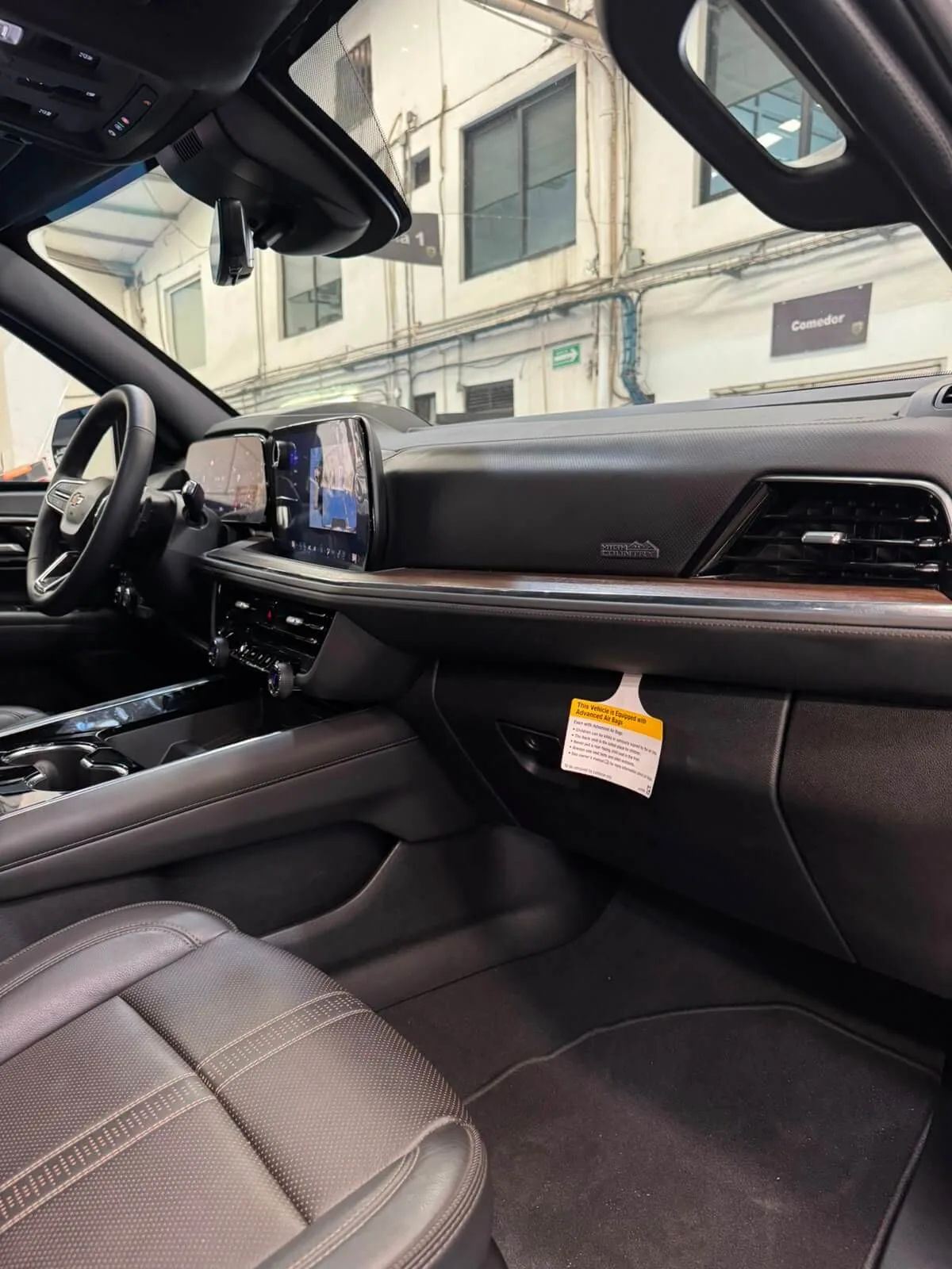 Chevrolet Tahoe High Country 2025 blindada, foto 5