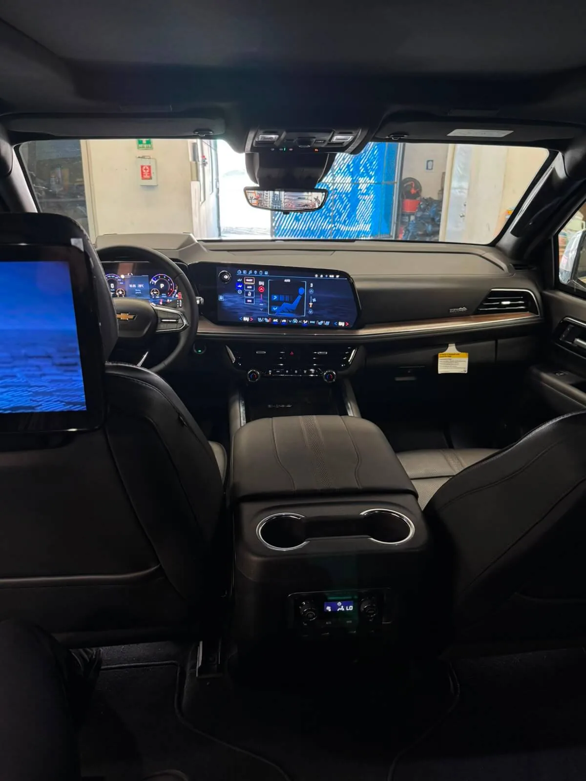 Chevrolet Tahoe High Country 2025 blindada, foto 6