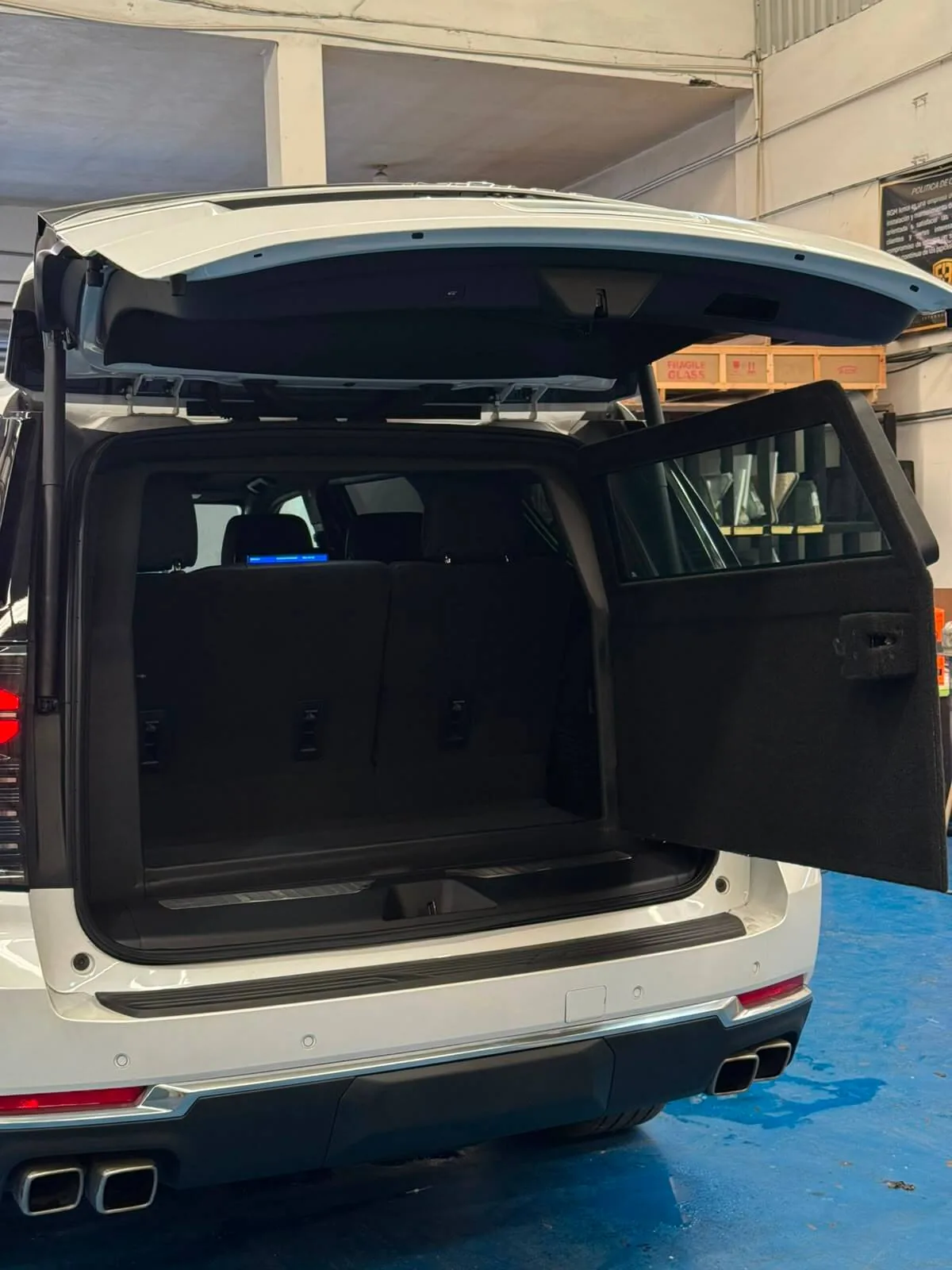 Chevrolet Tahoe High Country 2025 blindada, foto 8