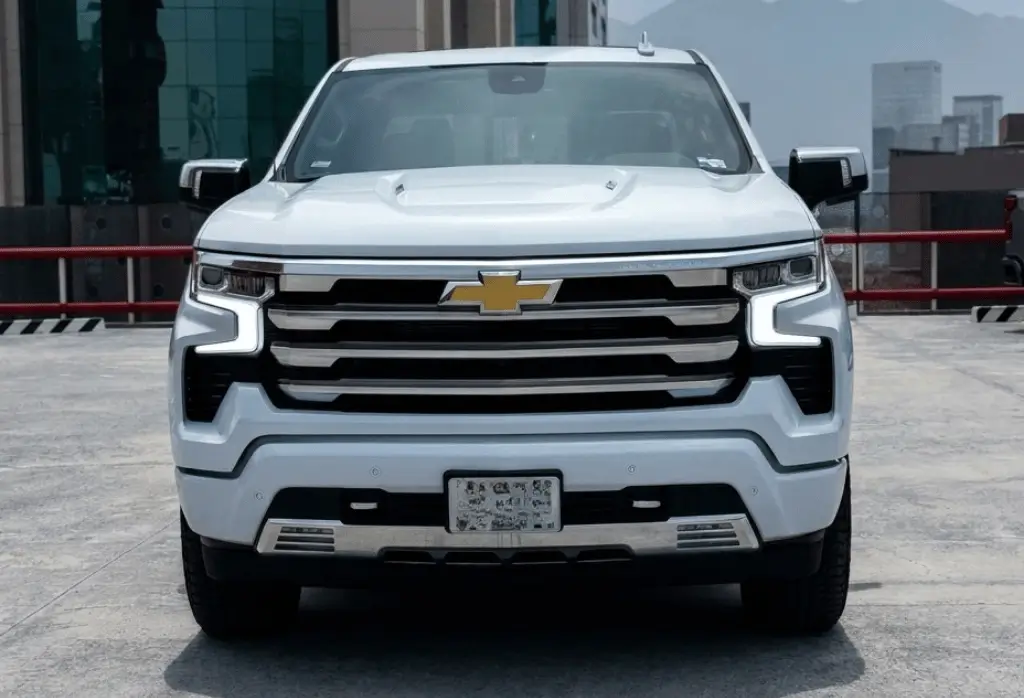 Chevrolet Cheyenne High Country 2026 blindada, foto 4