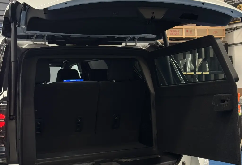 Chevrolet Tahoe High Country 2025 blindada, foto 3